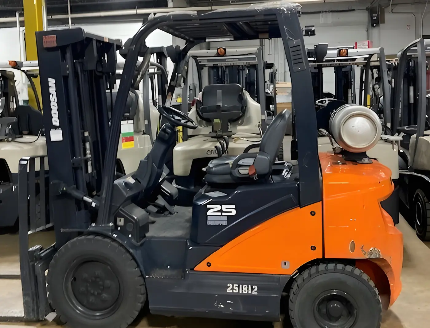 Used Doosan 25 LP forklift