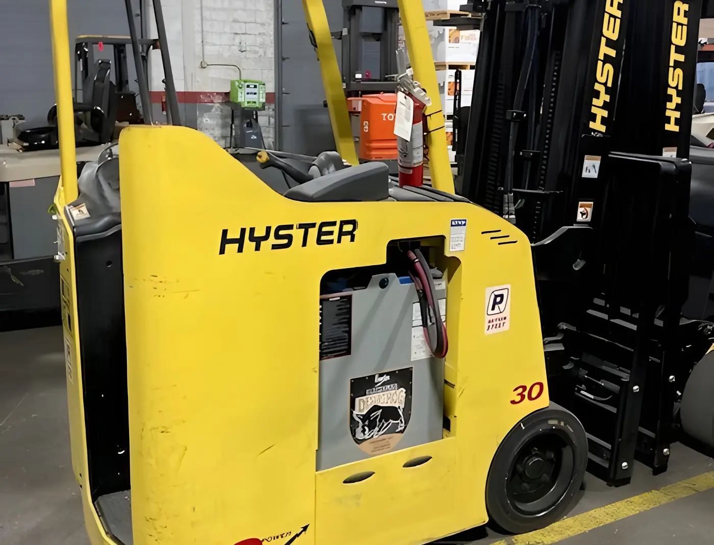 Used Hyster E30H electric forklift