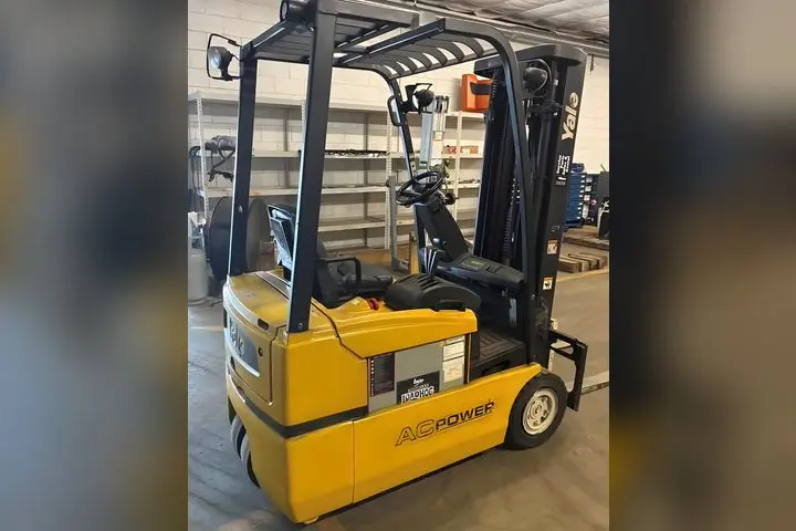 Used Yale forklift